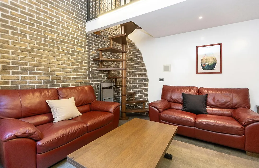 Mou Trastevere House By Rental In Rome-1